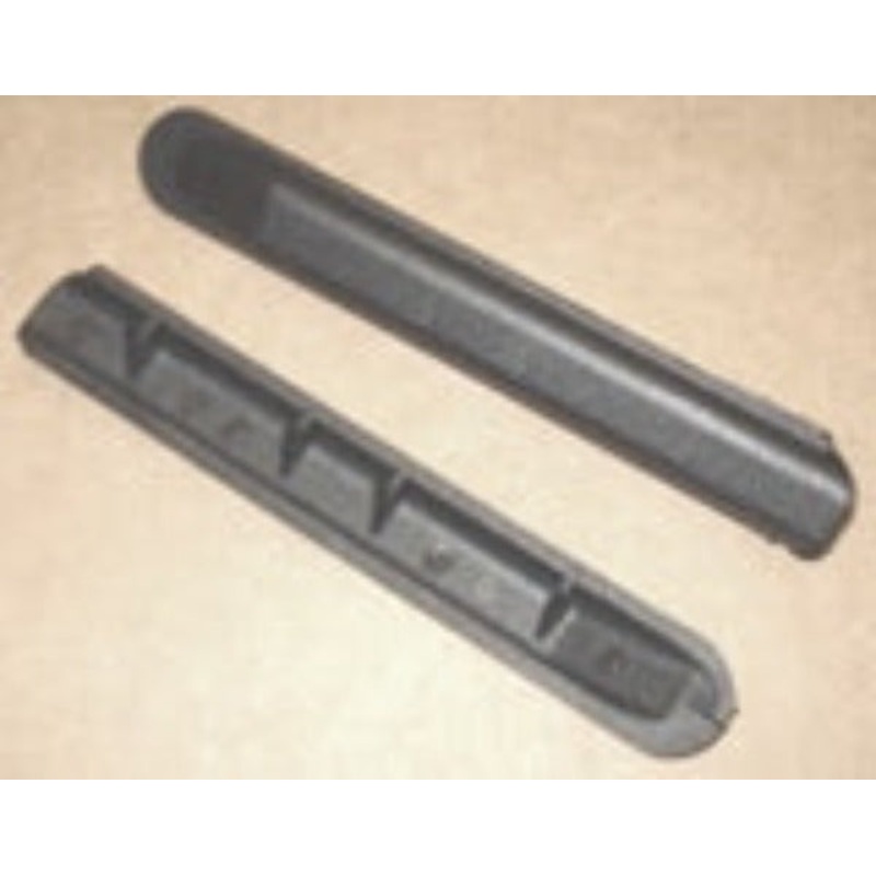Airstream Motorhome SE-GI New Style Weep Hole Covers, Set R/L – 371366-109