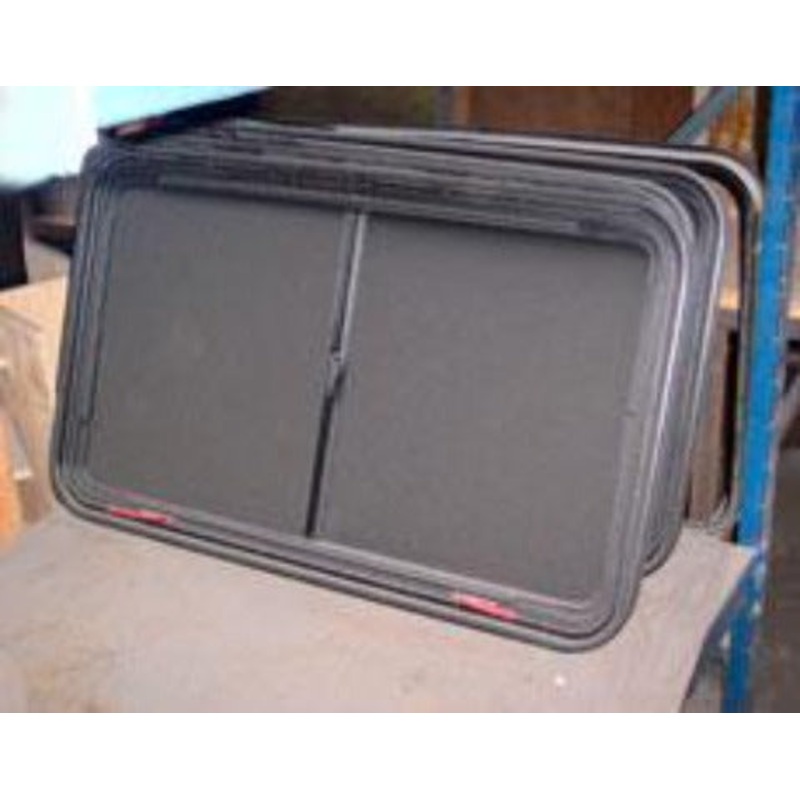 Airstream 30.25 x 48.88 Horizontal Slide Window, Curbside – 371373-21
