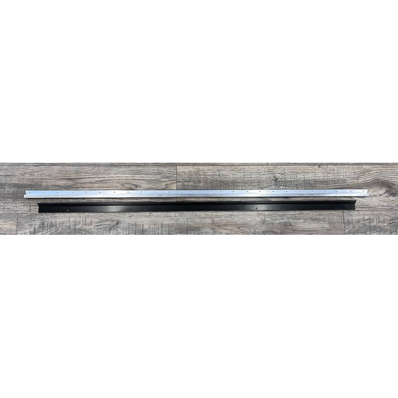 Airstream Male/Female Wide Body Flat Front Window Hinge – 371346-100