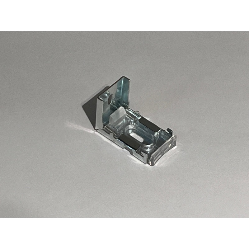 Airstream Mounting Bracket for 704539 Series Shades – 704539-100