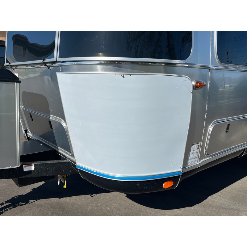 Airstream Wrap Protector (Black Base), Roadside* – 966273-01