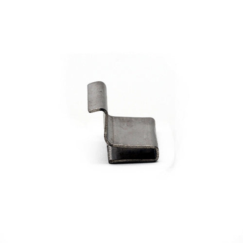 Airstream 1966 – 1968 Stainless Steel 1/8 Window Glass Clip – 106619