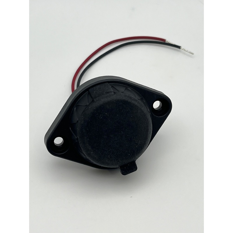 Airstream Surface Mount A-C USB Charging Port – 514258