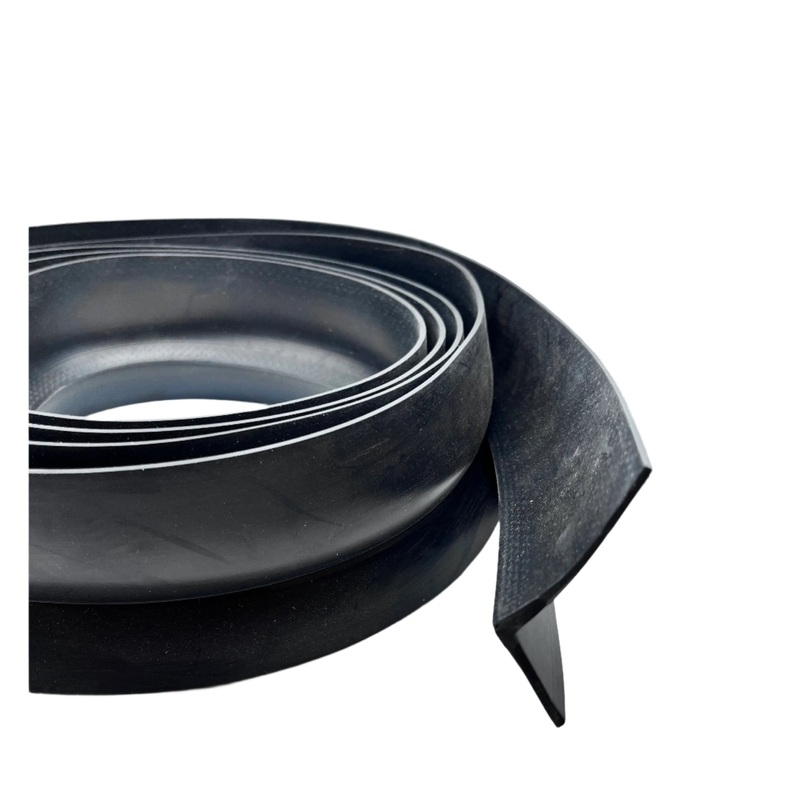 Airstream Rubber Wiper for Refrigerator Cabinet, By The Foot – 381830
