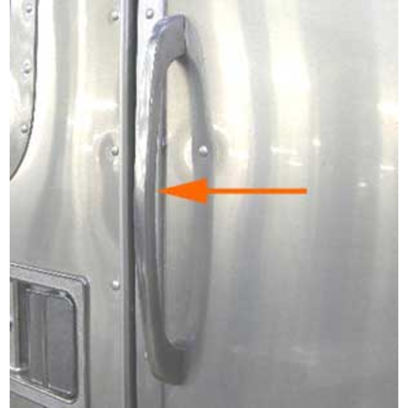 Airstream Main Door Grab Handle, 1976 to Present – 101171