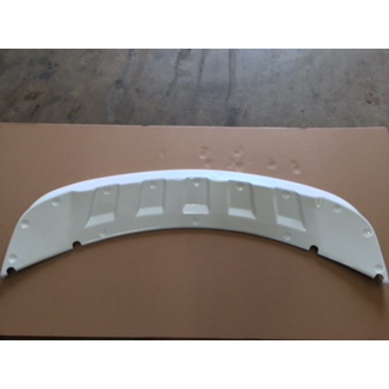 Airstream Interstate Air Dam for Front Bumper, White – 203624-61W