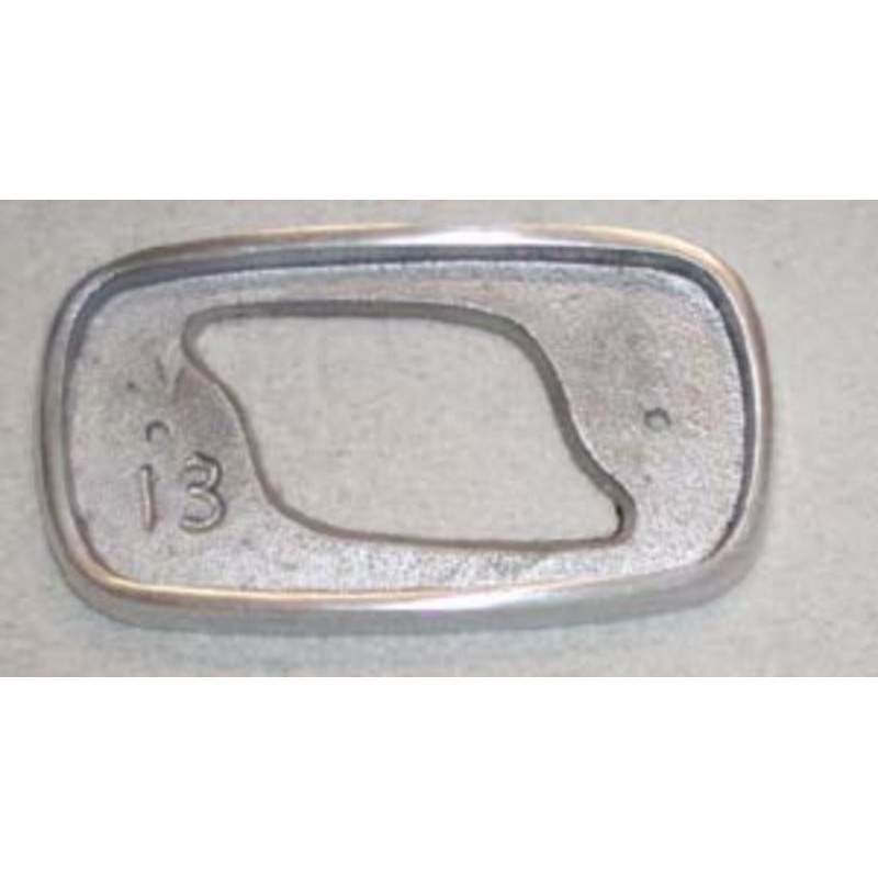 Airstream #13 Intermediate Clearance Light Mounting Base – 101187